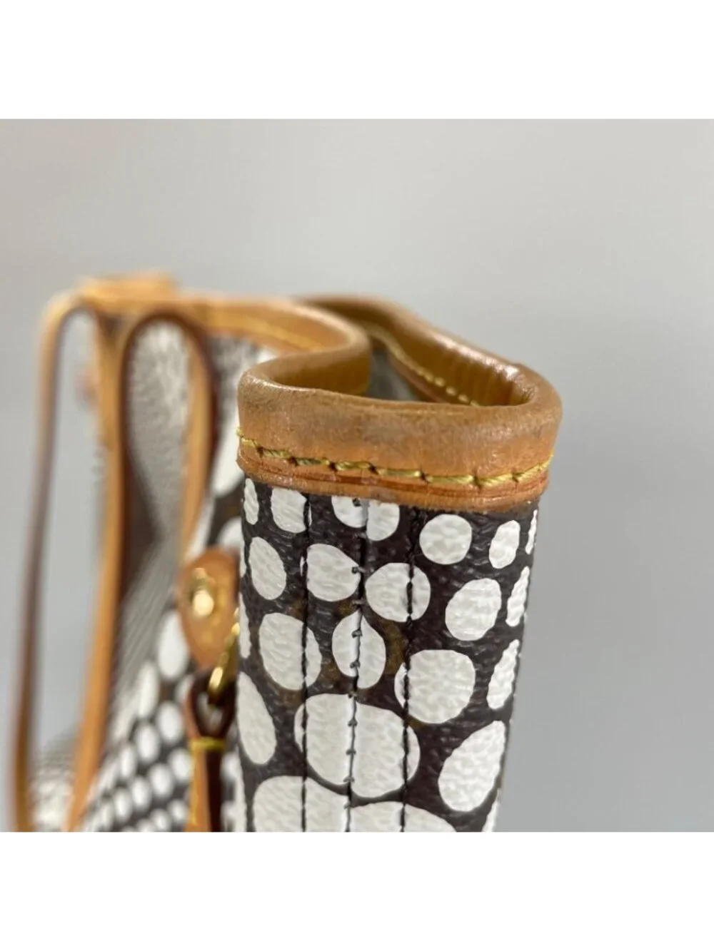 Louis Vuitton Neverfull MM Tote Bag Damier Azur Canvas White Yayoi Kusama